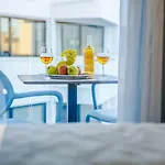 Hotel Qbic Larnaca