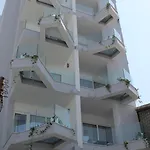 Hotel Qbic