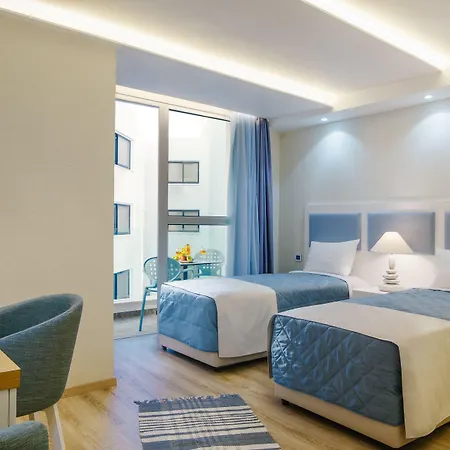 Hotel Qbic Larnaca