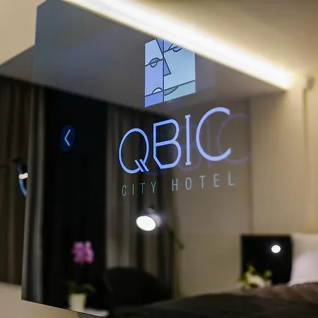 Qbic 3*