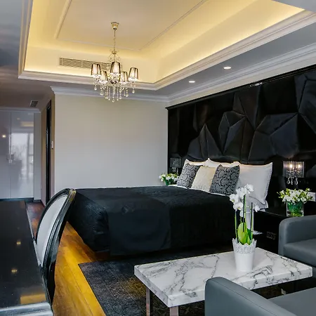 Qbic Hotel