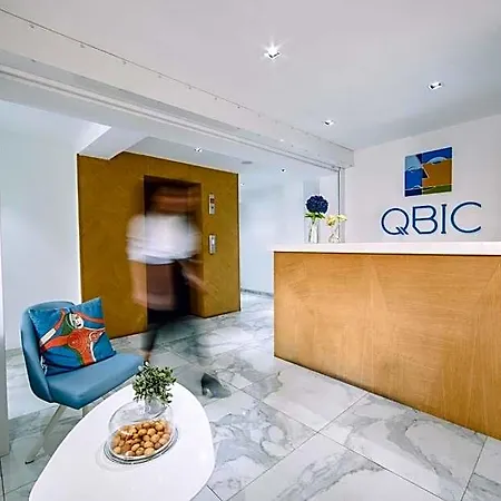 Qbic 4*