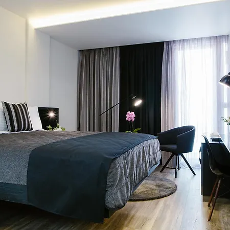Qbic 3* Larnaca
