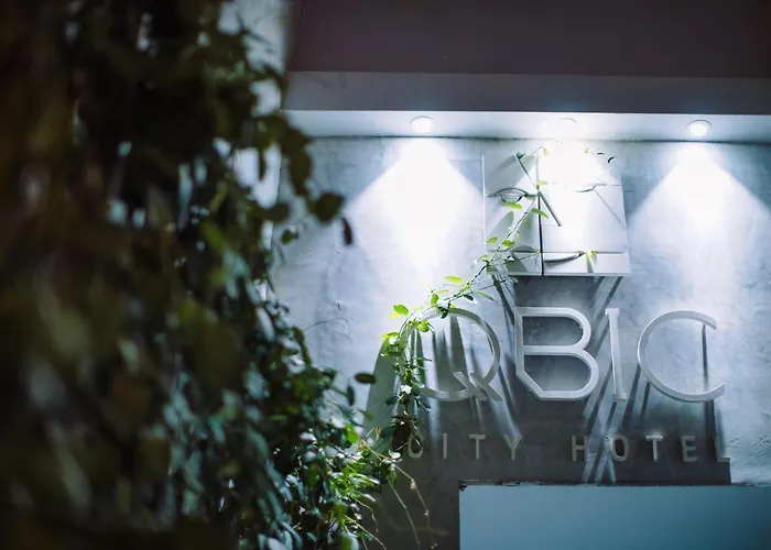 Qbic Hotel Larnaca